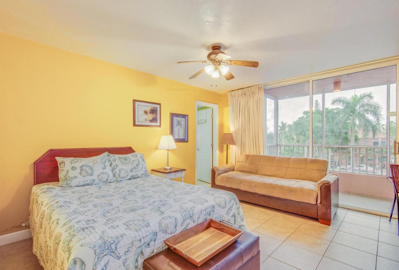 Casa Playa Condos Fort Myers Beach Exterior foto